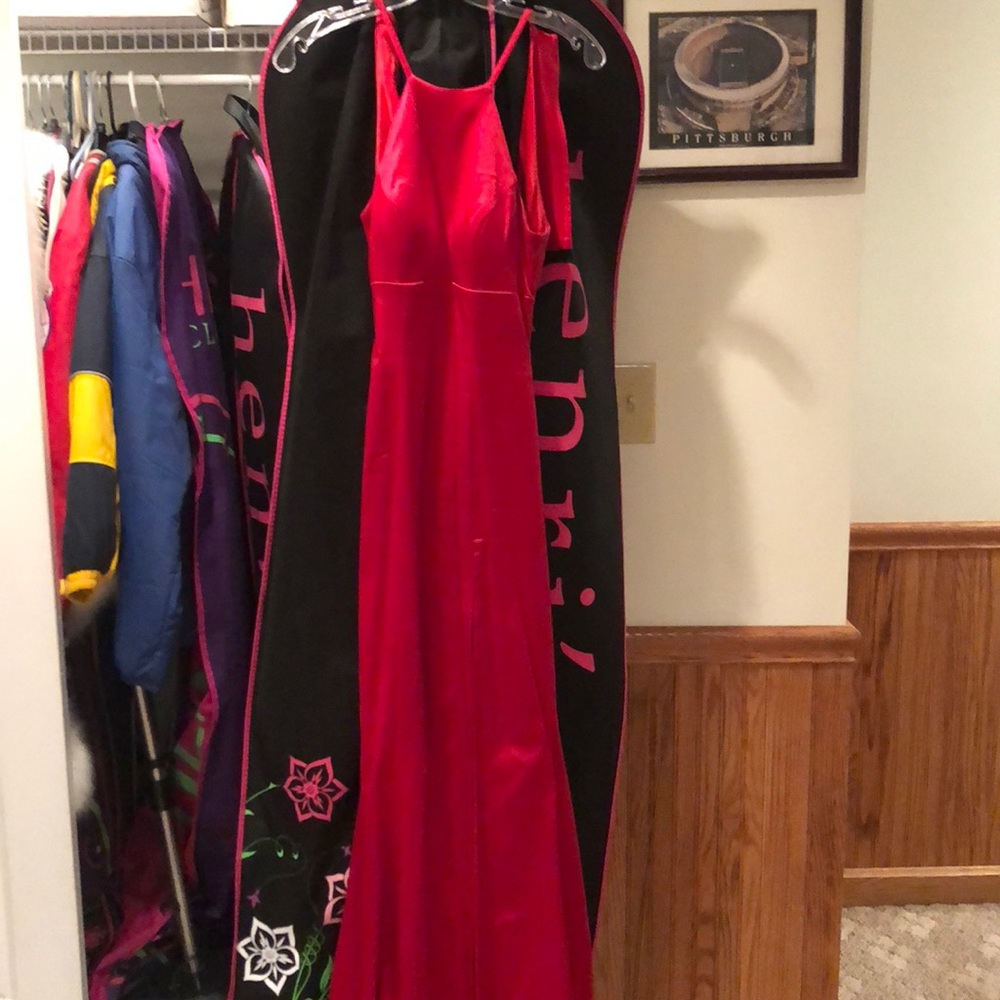 Red prom dress